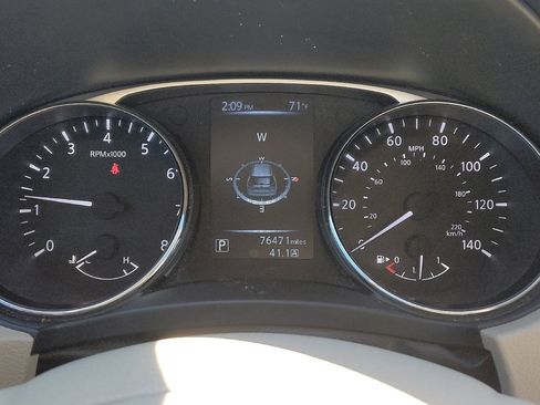 Used 2015 Nissan Rogue SL FWD image 23