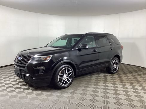 Used 2018 Ford Explorer Sport AWD/4WD image 5