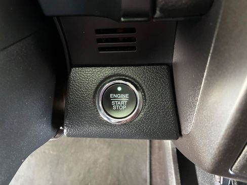 Used 2019 Ford Expedition Limited w/ Special Edition Package RWD image 33