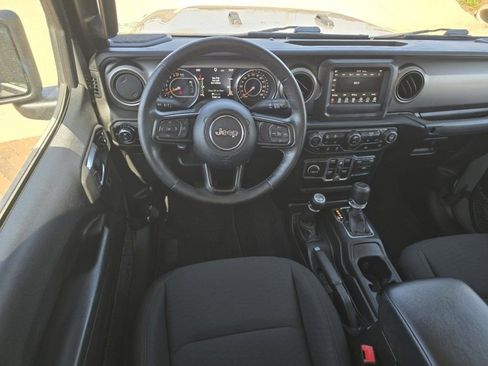 Used 2020 Jeep Gladiator Sport w/ Quick Order Package 24S AWD/4WD image 28
