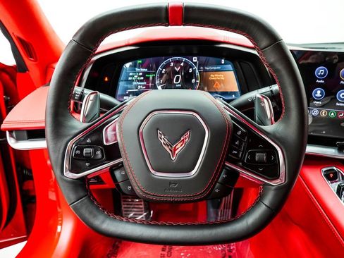 Used 2023 Chevrolet Corvette Stingray Premium Conv w/ Z51 Performance Package RWD image 21