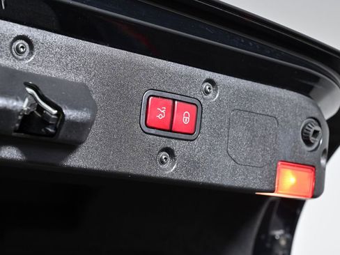 Used 2009 Mercedes-Benz CL 550 CL 550 image 35