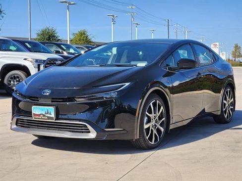 New 2026 Toyota Prius Plug-In Hybrid FWD image 2