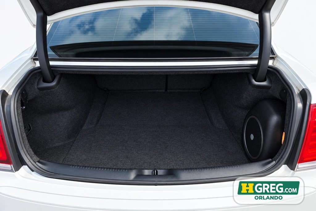 Used 2022 Chrysler 300 S RWD image 15
