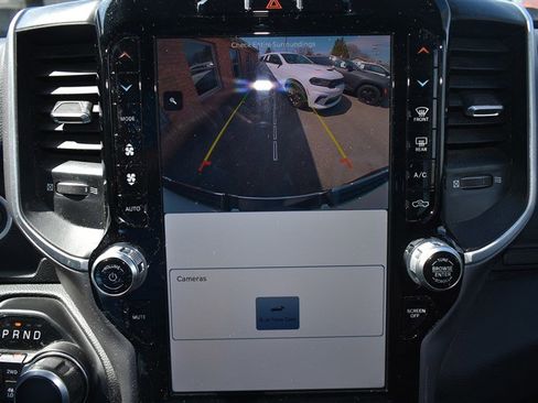 Used 2023 RAM 1500 Big Horn image 18