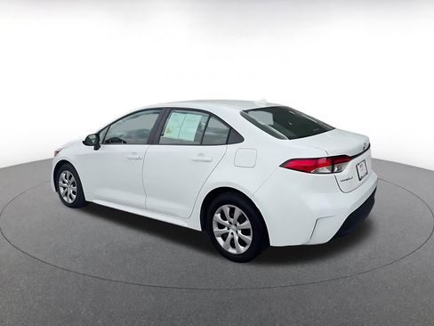 Used 2025 Toyota Corolla LE image 10