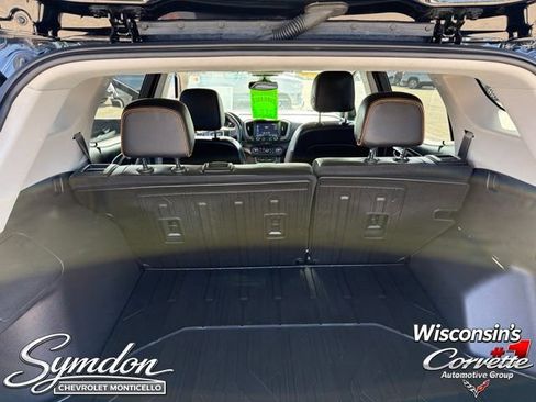 Used 2023 GMC Terrain AT4 w/ Infotainment Package II AWD/4WD image 20