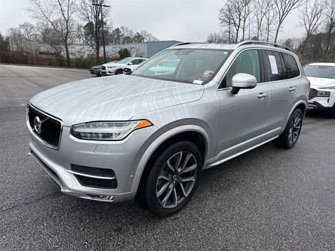 Used 2019 Volvo XC90 T6 Momentum w/ Protection Package Premier image 3