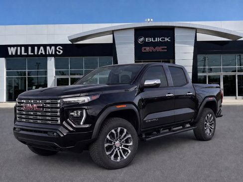 Used 2025 GMC Canyon Denali AWD/4WD image 2