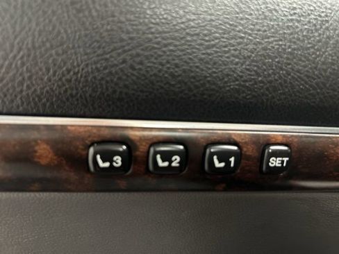 Used 2009 Toyota Land Cruiser AWD/4WD image 12