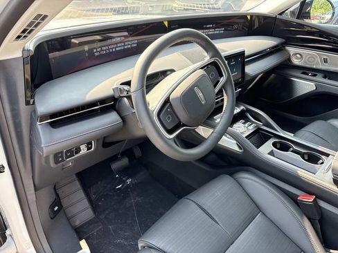 New 2026 Lincoln Nautilus Reserve AWD/4WD image 24