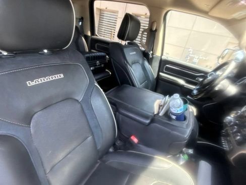 Used 2019 RAM 1500 Laramie RWD image 13