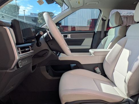 New 2026 Hyundai Santa Fe SE image 15