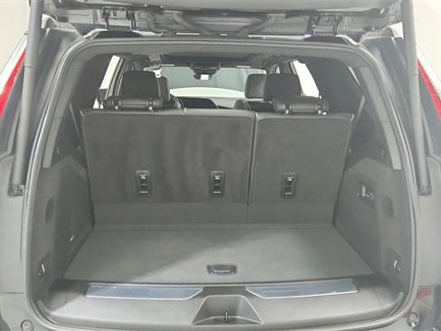 Certified 2024 Cadillac Escalade Premium Luxury image 20