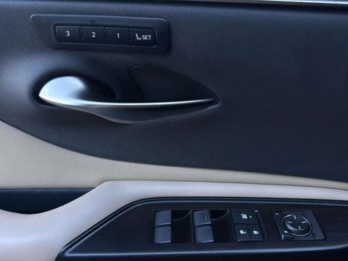 Used 2019 Lexus ES 350 F Sport image 48