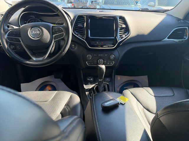 Used 2020 Jeep Cherokee Limited AWD/4WD image 16
