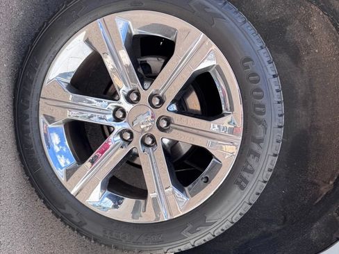 Used 2019 Chevrolet Tahoe LS AWD/4WD image 27
