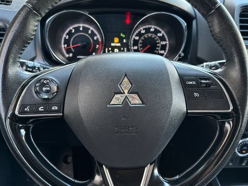 Used 2019 Mitsubishi Outlander Sport SE FWD image 22