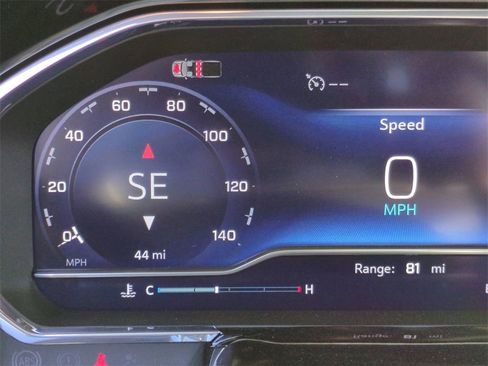 Certified 2025 Chevrolet Silverado 1500 LT image 12