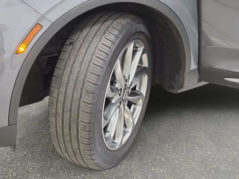Certified 2022 Lincoln Corsair AWD w/ Premium Package image 29