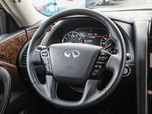 Used 2024 INFINITI QX80 Premium Select w/ All-Season Package image 16