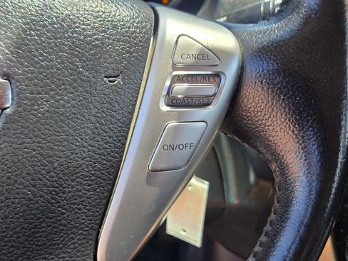 Used 2016 Nissan Versa Note SV FWD image 20