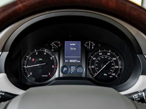 Used 2019 Lexus GX 460 Premium w/ Premium Package AWD/4WD image 17