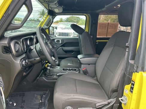 Used 2023 Jeep Wrangler Sport S image 10