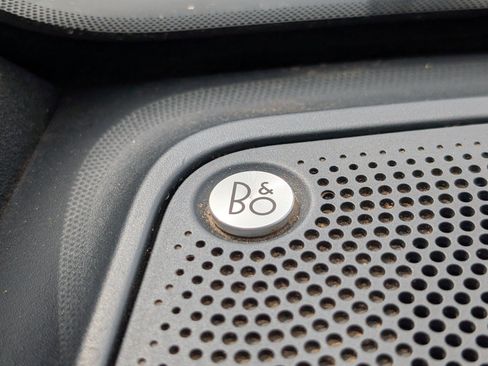 Used 2024 Ford Bronco Wildtrak AWD/4WD image 35