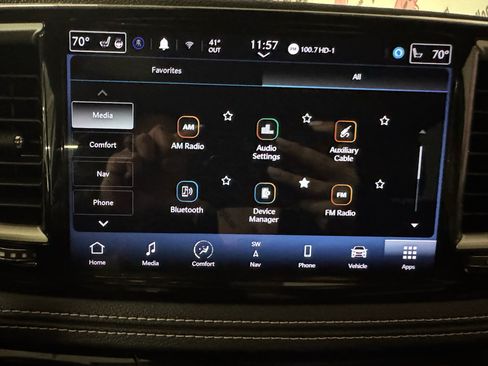 Used 2022 Chrysler Pacifica Touring-L w/ Uconnect Theater Family Group image 33