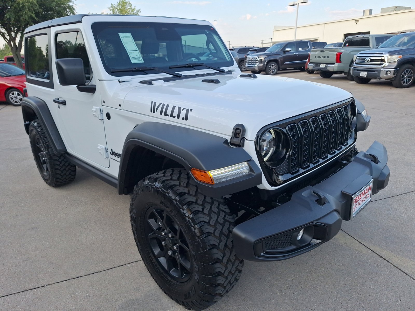 Used 2025 Jeep Wrangler Sport AWD/4WD image 8