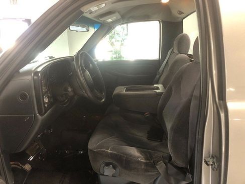 Used 2000 GMC Sierra 1500 SL w/ Convenience Group AWD/4WD image 11