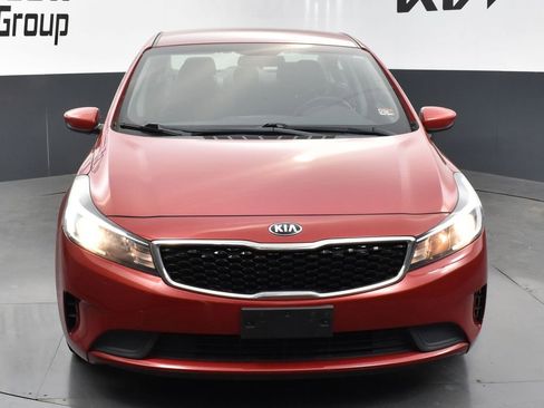 Certified 2017 Kia Forte S FWD image 8