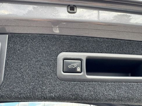 Used 2018 Lexus RX 350L FWD image 36