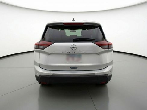 Used 2025 Nissan Rogue SV FWD image 7
