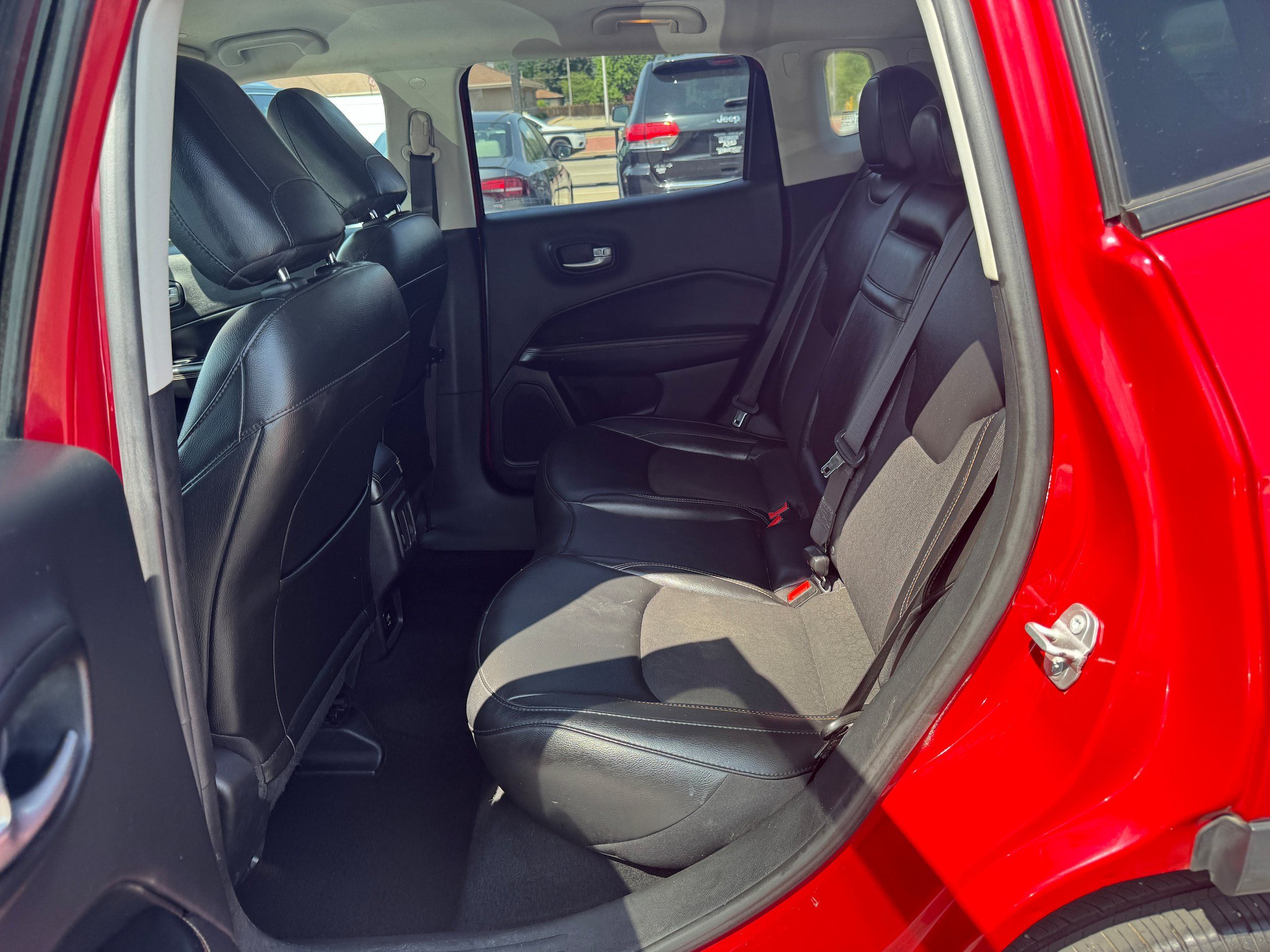 Used 2021 Jeep Compass Latitude FWD image 6