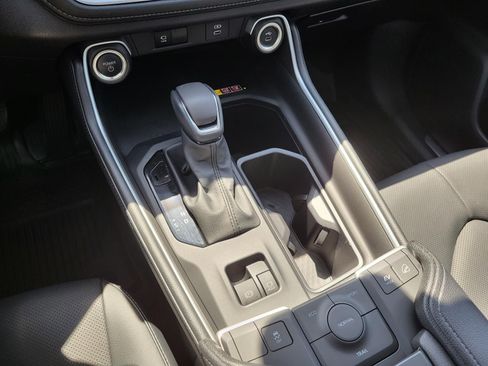 Used 2025 Toyota Grand Highlander AWD Hybrid image 29