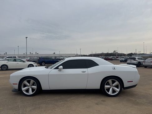 Used 2022 Dodge Challenger GT image 12