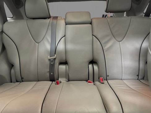 Used 2012 Toyota Venza Limited AWD/4WD image 19