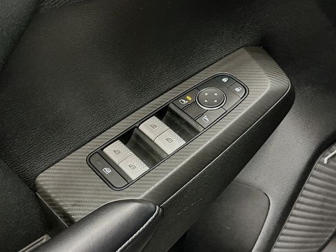 Used 2025 Mitsubishi Outlander ES image 15