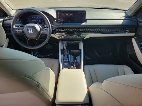 Used 2024 Honda Accord EX-L image 18