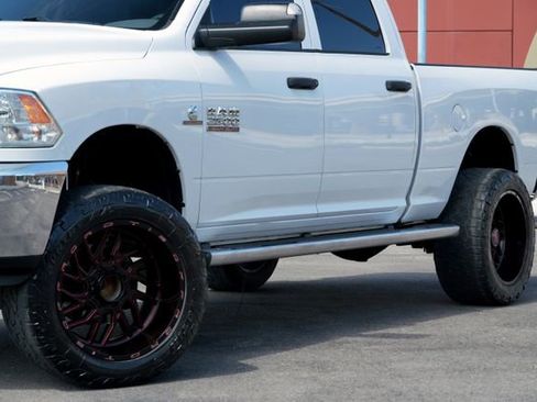 Used 2018 RAM 2500 Tradesman w/ Chrome Appearance Group AWD/4WD image 10