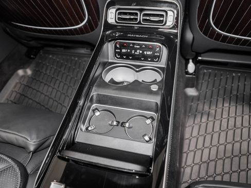 Used 2023 Mercedes-Benz Maybach S 680 4MATIC image 30