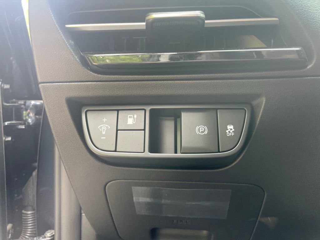 Used 2024 Kia EV6 Light RWD image 10