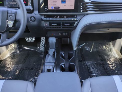 Certified 2026 Toyota Camry SE FWD image 18