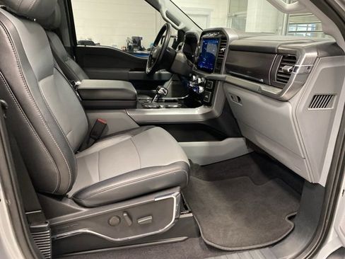 Used 2023 Ford F150 Lariat w/ Trailer Tow Package image 38