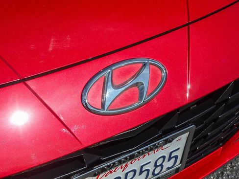 Certified 2023 Hyundai Elantra SEL image 14