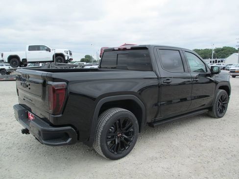 New 2026 GMC Sierra 1500 Denali AWD/4WD image 5