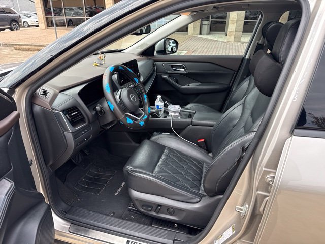 Used 2021 Nissan Rogue Platinum FWD image 8