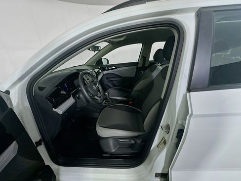 Used 2024 Volkswagen Taos S w/ MDO Package FWD image 13